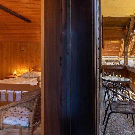 Apartment And Room Mateja Kovacic Bohinj Εξωτερικό φωτογραφία